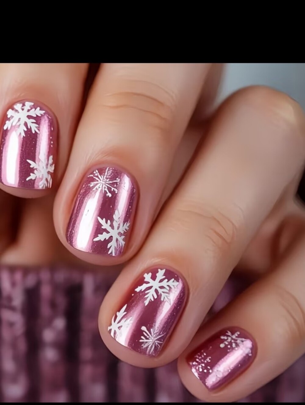 🔥3/$21 Metallic Pink Snowflake Press On Nails– Holiday Nail Art